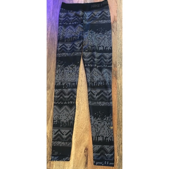 Nike Pants - Nike Pro Dri Fit Stretch Legging Pant Nike Pants - Nike Pro Dri Fit Stretch Legging Pant